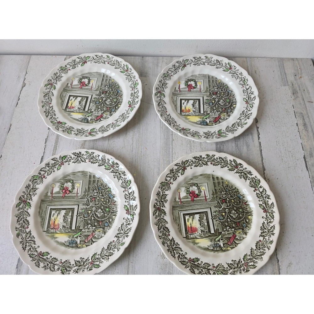 Vintage Johnson bros Xmas merry dinner 10.5 inch plate fireplace tree scene